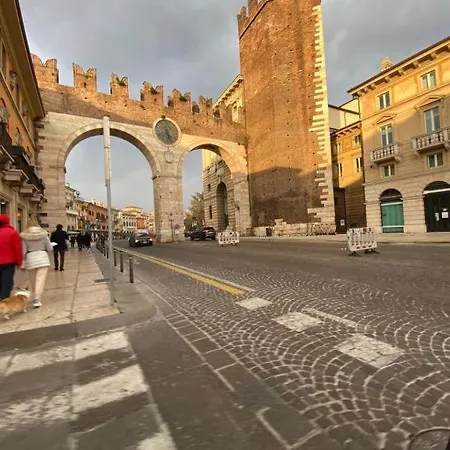 Guest house Living Arena Verona