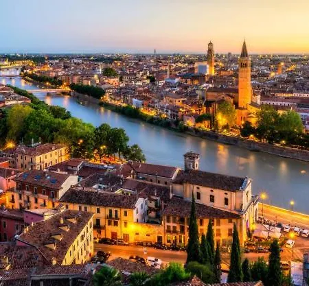 Guest house Living Arena Verona